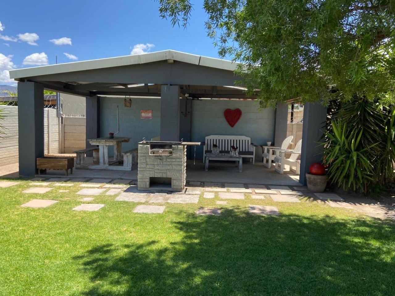 Karoo Heart Appartement Beaufort Wes Buitenkant foto