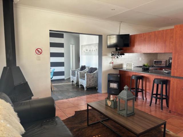 Karoo Heart Appartement Beaufort Wes Buitenkant foto