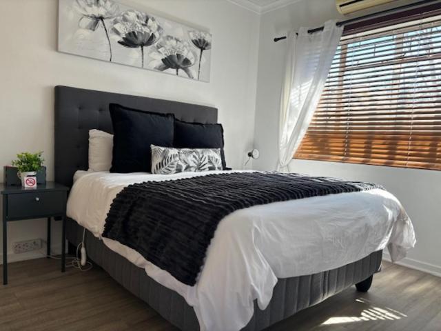 Karoo Heart Appartement Beaufort Wes Buitenkant foto