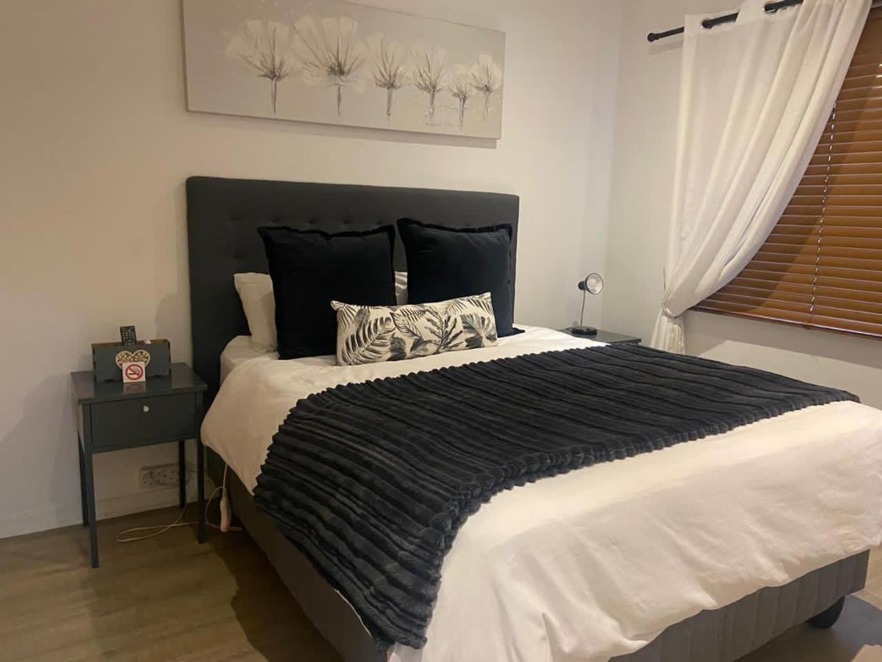 Karoo Heart Appartement Beaufort Wes Buitenkant foto